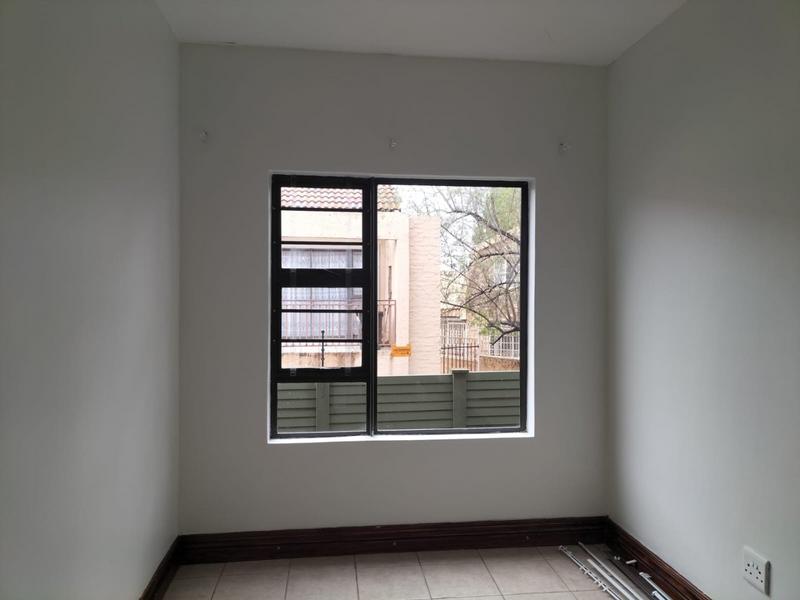 2 Bedroom Property for Sale in Pellissier Free State